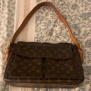 Louis Vuitton purse